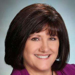 Meet your Posher, Suzanne